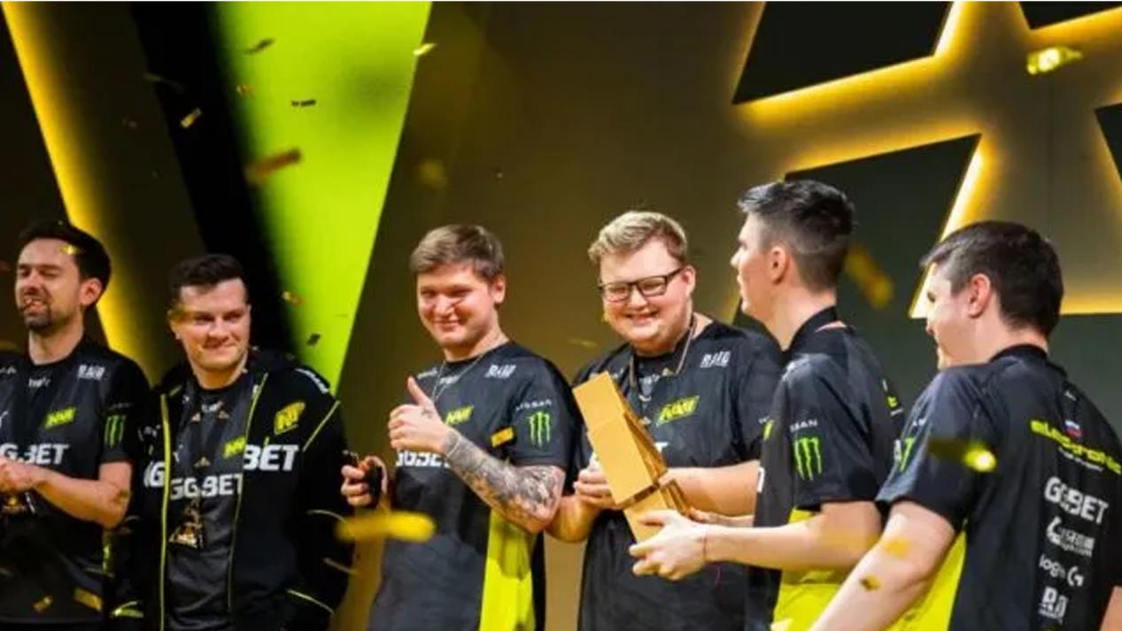 全倾向他们 全倾向他们